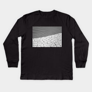 Mud Cracks and Sand Ripples in B&W Kids Long Sleeve T-Shirt